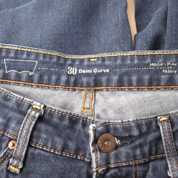 Levi's Demi Curve Modern Rise Skinny Jean Medium Wash - 30 x 32 (10M) - Picture 9 of 10